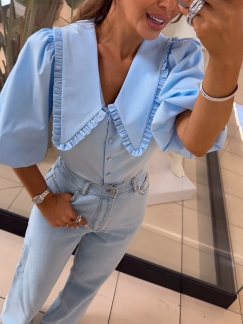 Bawełniana koszula z dużym kołnierzem NAVIA - błękitna