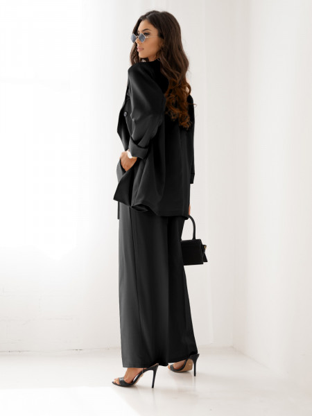 Stylowy garnitur z szerokimi spodniami ELONI - czarny 2