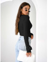 Wiskozowa bluzka z różą na rękawie ELIJA - czarna