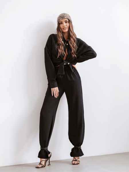 Bawełniany komplet koszula i szerokie spodnie SURI - czarny