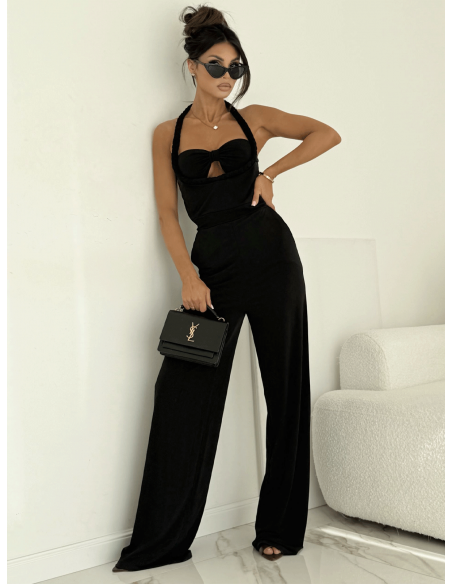 Stylowy kombinezon z odkrytymi plecami ELORIA - czarny