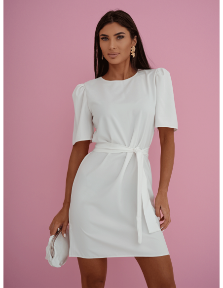 Sukienka mini z krótkim rękawem z paskiem OLIVRA - biała