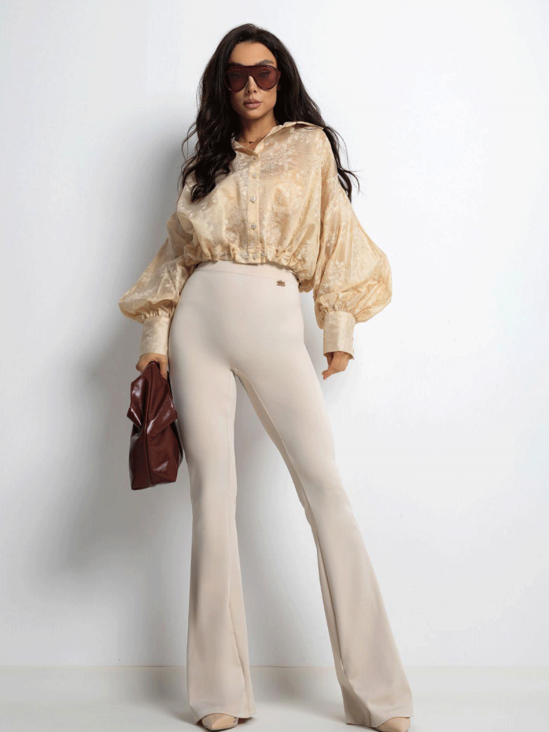 Elastyczne spodnie dzwony z marszczeniem LIVORA - beżowe