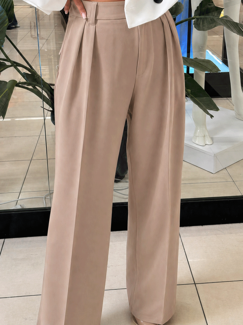 Eleganckie spodnie z zakładkami MIHO - mocca