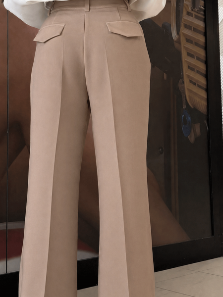 Eleganckie spodnie z zakładkami MIHO - mocca 2