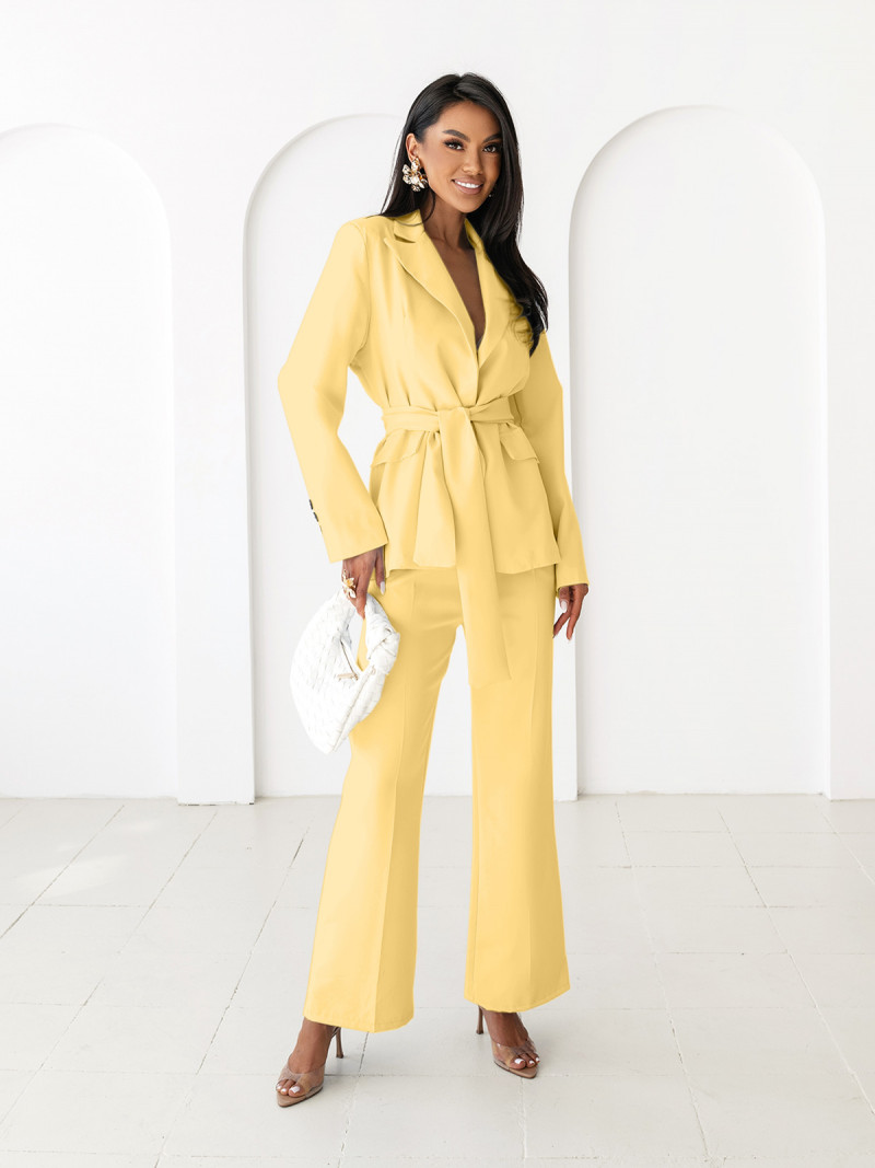 Garnitur marynarka i proste spodnie SENAY - bananowy