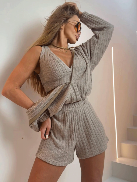 Stylowy wełniany komplet 3w1 SAIGE - mocha mousse 2