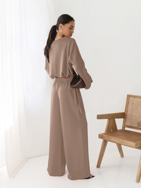 Stylowy komplet dresowy z tencelu CONNI - mocha mousse