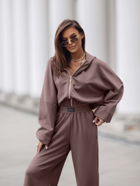 Stylowy komplet dresowy z tencelu MIKKA - mocha mousse 2